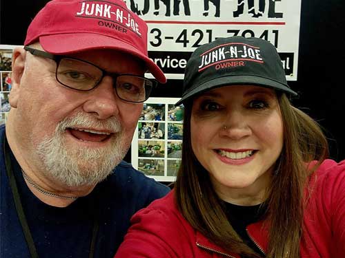 Meet Owners Joe Doud And Gloria Eggers Father And Daughter Duo | Image: Spectrum 2022 Trade Show Oregon Convention Center In Portland, OR